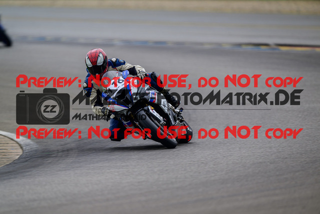 MaZZes_Fotomatrix_20240923_6007705_8263 | WEISS