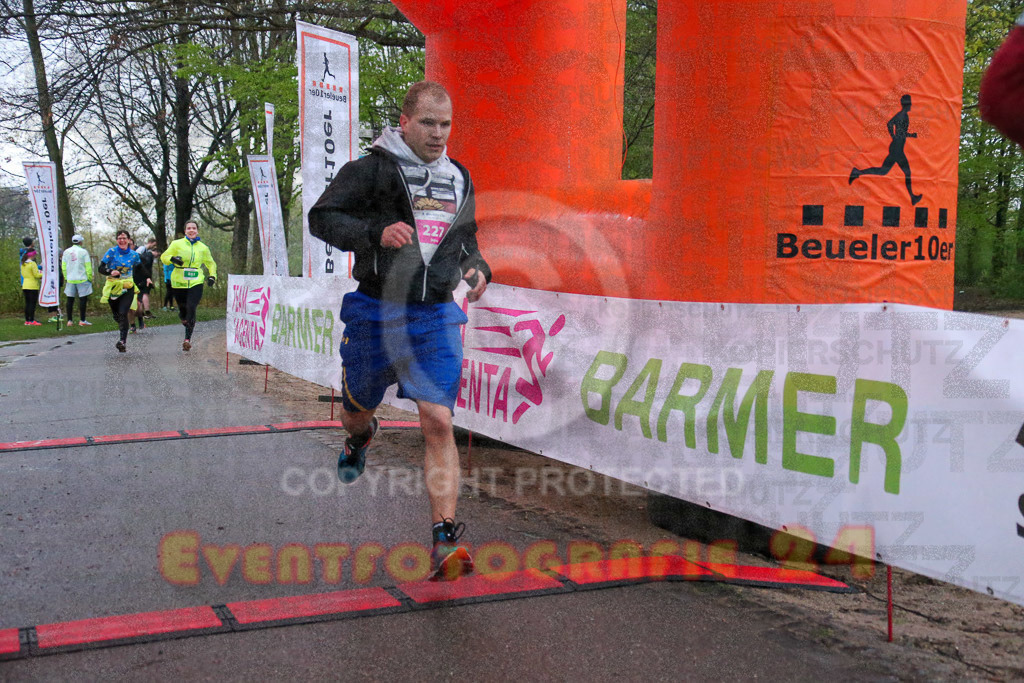 220331_1950_EX1_2235 | Sportfotografie im Rhein-Sieg Kreis, Köln, Bonn, NRW, Rheinland Pfalz, Hessen, etc. Unser Tätigkeitsfeld umfasst den Laufsport vom Volkslauf über den Marathon, Duathlon, Triathon bis zum Ultralauf wie Kölnpfad Ultra oder Schindertrail.