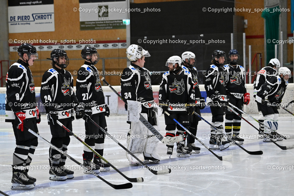 EC Tigers Paternion vs. Tarco Wölfe II | #8 Konrad Simon Tarco Wölfe II, #24 Desenbekowitsch Nico Tarco Wölfe II, #27 Wirtitsch Benjamin Tarco Wölfe II, #34 Schleinzer Manuel Tarco Wölfe II, #42 Miklauc Felix Tarco Wölfe II, Tarco Wölfe II Mannschaft, #74 Fuchs Max Tarco Wölfe II, #19 Werner Maximilian Tarco Wölfe II, #23 Krainer-Bidovec Michael Tarco Wölfe II, EC Tigers Paternion vs. Tarco Wölfe II, EC Tigers Paternion vs. Tarco Wölfe II am 19.12.2024 in Spittal an der Drau (Eissportzentrum Spittal), Austria, (Photo by Bernd Stefan)