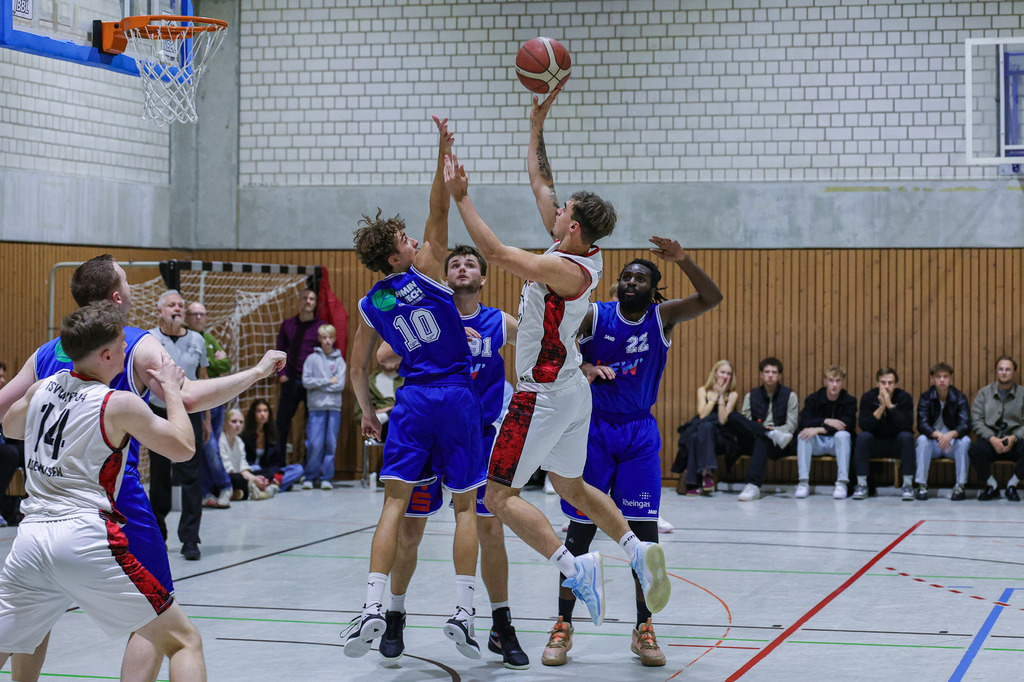 Regio BAYER GIANTS vs NEW Elephants Grevenbroich-13 | Fotos von Basketballspielen aus dem Raum NRW fotografiert von Gero Mueller-Laschet und Daniel Schaefer - Realisiert mit Pictrs.com