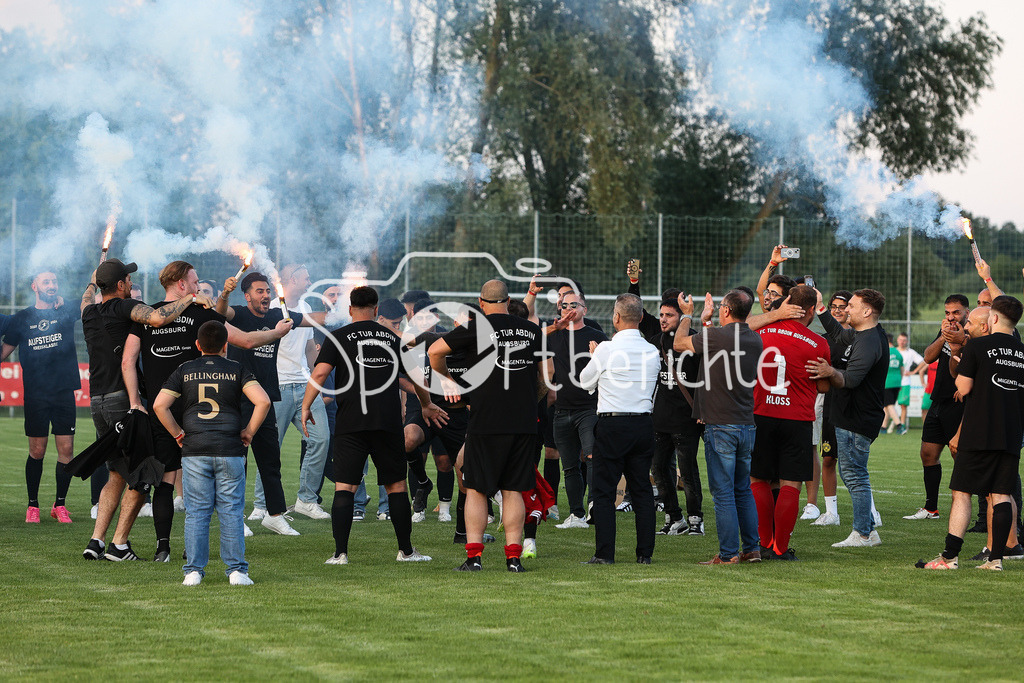 SG Mauerbach - FC Tur Abdin Augsburg | Professionelle Sportfotos aus den Bereichen Fußball, Eishockey, Handball und vieles mehr. Ob Sieg oder Niederlage