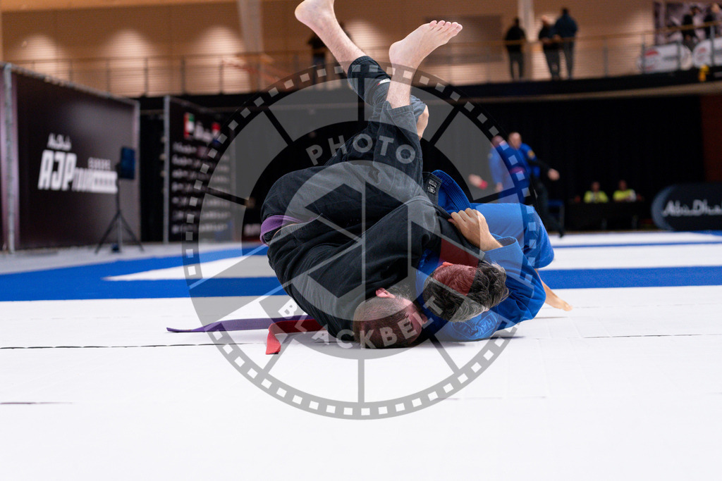 20241013PBB3143 | Athletes compete during the AJP Tour Europe Continental Jiu-Jitsu Amateurs & Masters Championship on October 13, 2024 in Almere near Amsterdam, Netherlands. © Chiara Dazi / photoblackbelt