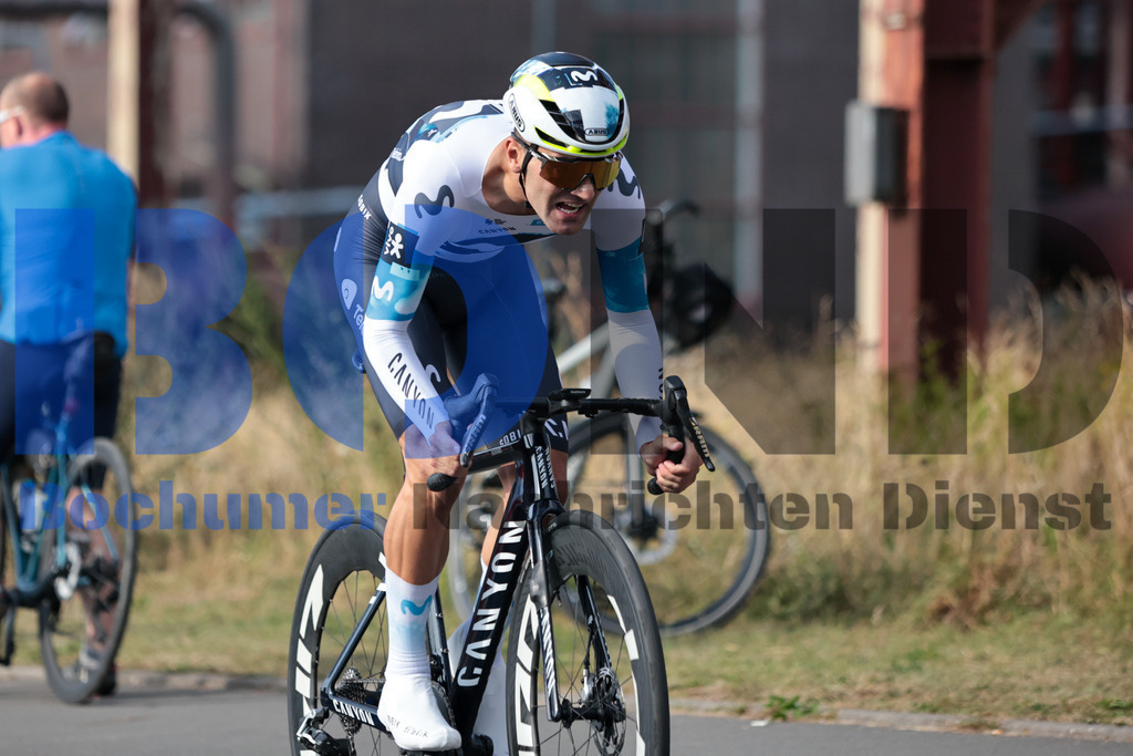 SES_DEUTOU20250820-143 | bond - Realisiert mit Pictrs.com