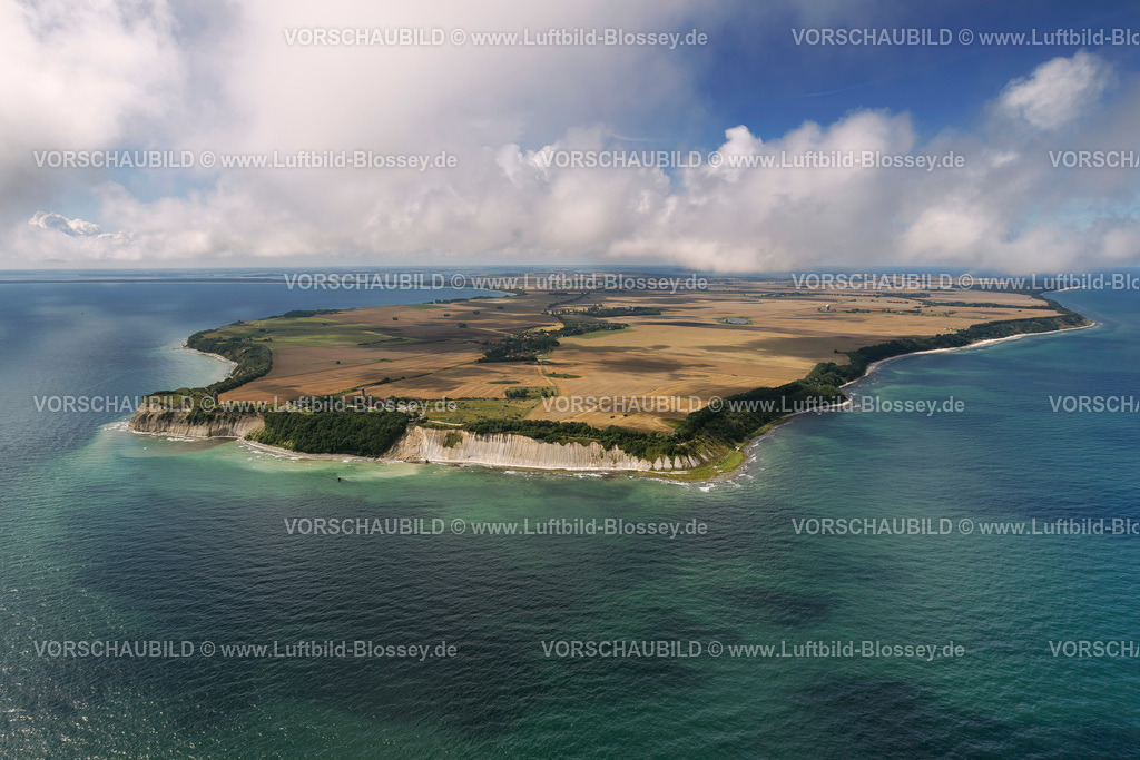 Ruegen12083008KapArkona | Luftbild, Kap Arkona, Wittow, Leuchtturm, Schinkelturm Putgarten, Wolken,  Putgarten, Insel Rügen, Mecklenburg-Vorpommern, Deutschland, Europa