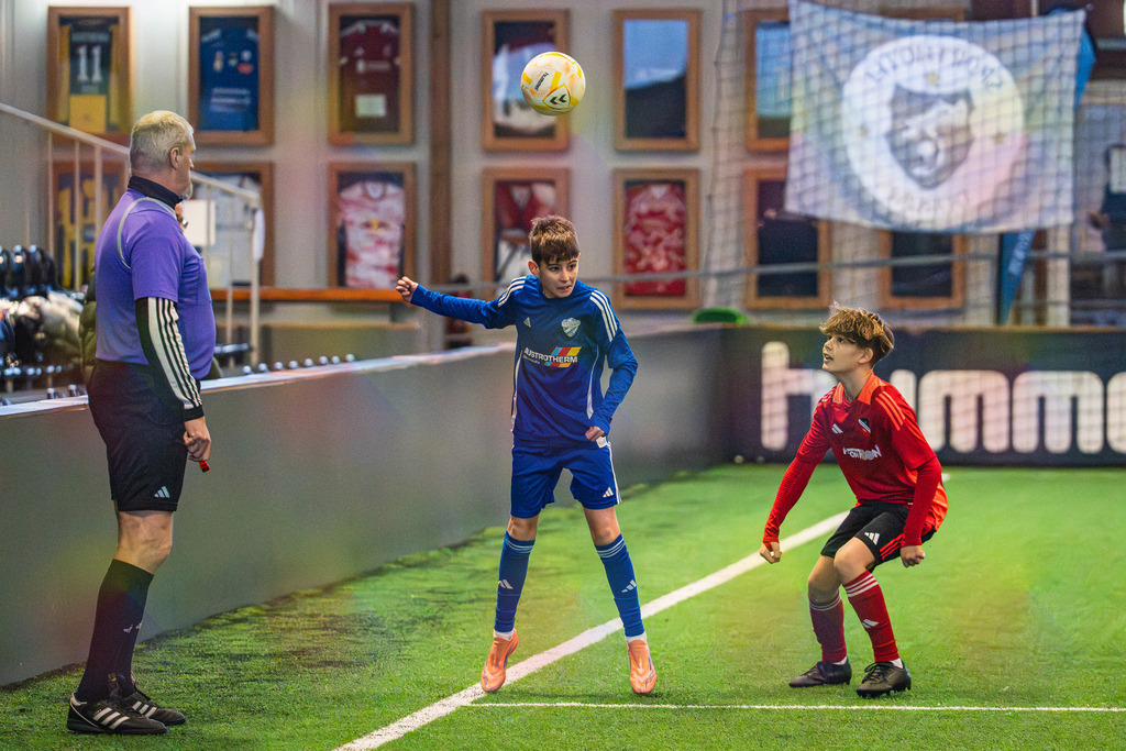 _BLR8557 | Professionelle Fußball- und Sportfotografie. Spielbilder online ansehen und kaufen – Einzelbilder oder komplette Galerien in hoher Qualität. - Realisiert mit Pictrs.com
