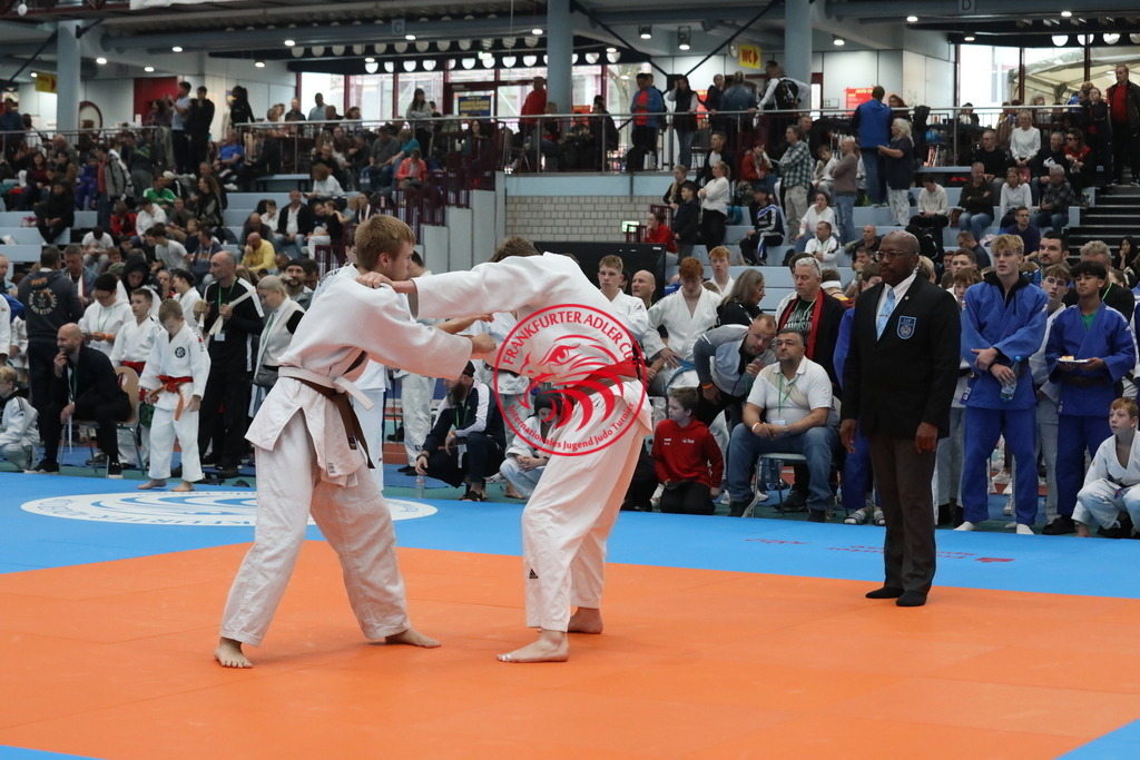 1J7A3041 | Fotos vom Adler Cup - Pictures from Adler Cup

Hier findet Ihr alle Eindrücke und großen Momente der Adler Cup Wochenenden. Here you will find all impressions and great moments of the Adler Cup weekends. - Realisiert mit Pictrs.com