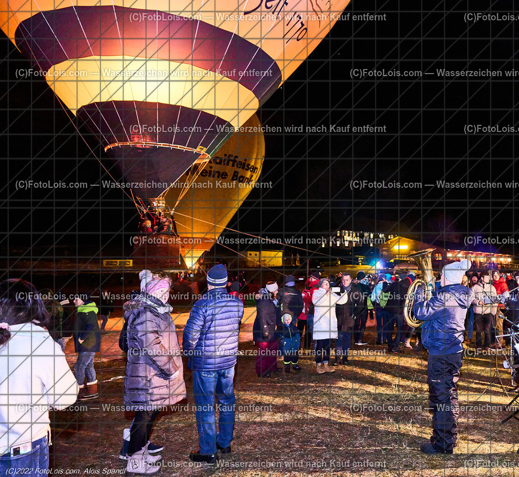 ALP0603_Nacht der Ballone_Lackenhof | (C)FotoLois.com, Alois Spandl, 'Nacht der Ballone' des Ballonclub ÖTSCHERLAND in Lackenhof/Weitental, gemeinsame Veranstaltung mit Tourismusverband ÖTSCHER, Mi 28. Dezember 2022.