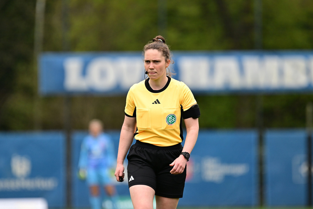 Fußball I Frauen I Saison 2024-2025 I 2. Bundesliga I 21. Spieltag I Hamburger SV - Eintracht Frankfurt II | Der Sportfotograf. - Realisiert mit Pictrs.com