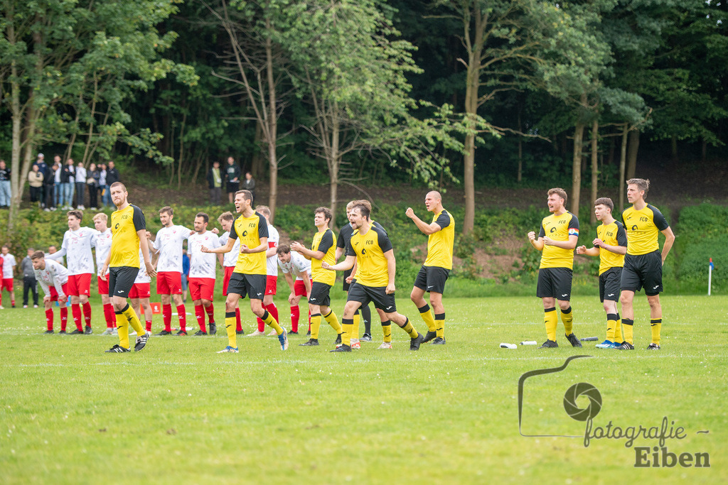 1. FC Ohmstede-SVE Wiefelstede | Herren Kreispokalfinale Jade-Weser-Hunte; 1.FC Ohmestede (gelb) - SVE Wiefelstede (weiß) am 16.06.2024; in Obenstrohe (Plaggenkrugstraße), Photo: Philip Eiben 2024 - Realisiert mit Pictrs.com