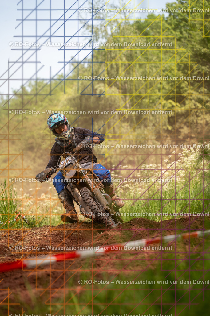 Wolfshausen 5 Lauf -429 | Sportfotografie von RO-Fotos: Motorsport, Motocross, Enduro, Laufveranstaltungen und Triathlon. Professionelle Fotos von Sportlern und Events. - Realisiert mit Pictrs.com