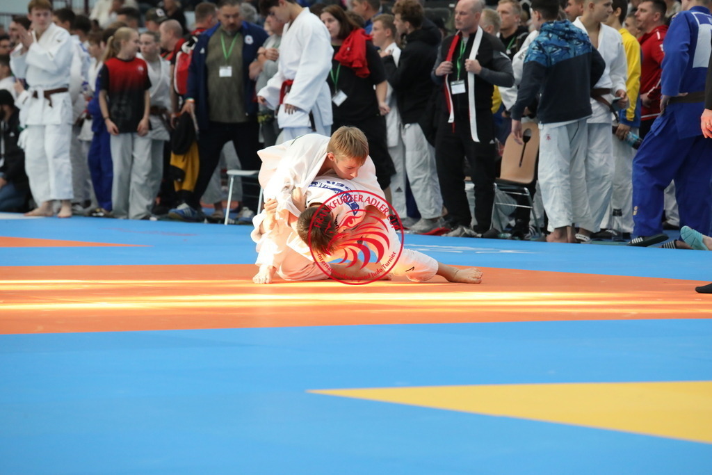 1J7A2310 | Fotos vom Adler Cup - Pictures from Adler Cup

Hier findet Ihr alle Eindrücke und großen Momente der Adler Cup Wochenenden. Here you will find all impressions and great moments of the Adler Cup weekends. - Realisiert mit Pictrs.com