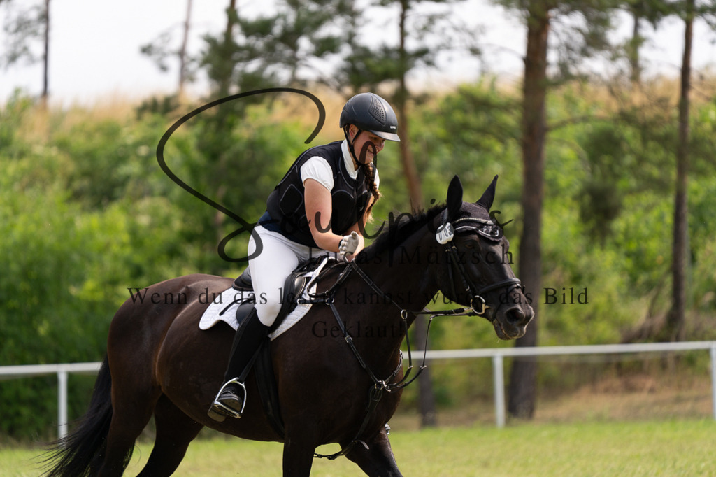 A7501867 | Turnier/Reitfotograf