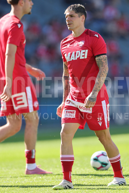 Grazer AK 1902 vs WSG Tirol – Austrian Bundesliga | Graz, Austria, 02.MAY.26 - SOCCER - ADMIRAL Bundesliga, Qualification Group, Grazer AK 1902 vs WSG Tirol. The image shows Dominik Frieser (GAK) during warm up.