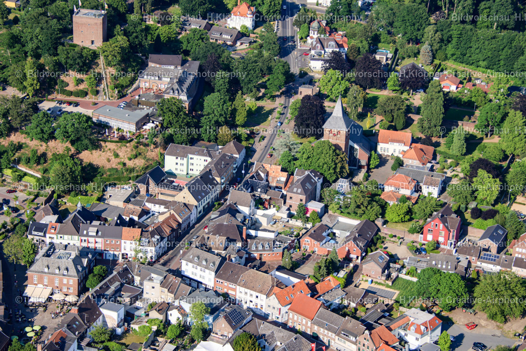Hotel Burg Wassenberg by Savio Creative Airphotography H.Klöpper-3245 | Luftbilder der Stadt Wassenberg , Kreis Heinsberg - Realisiert mit Pictrs.com