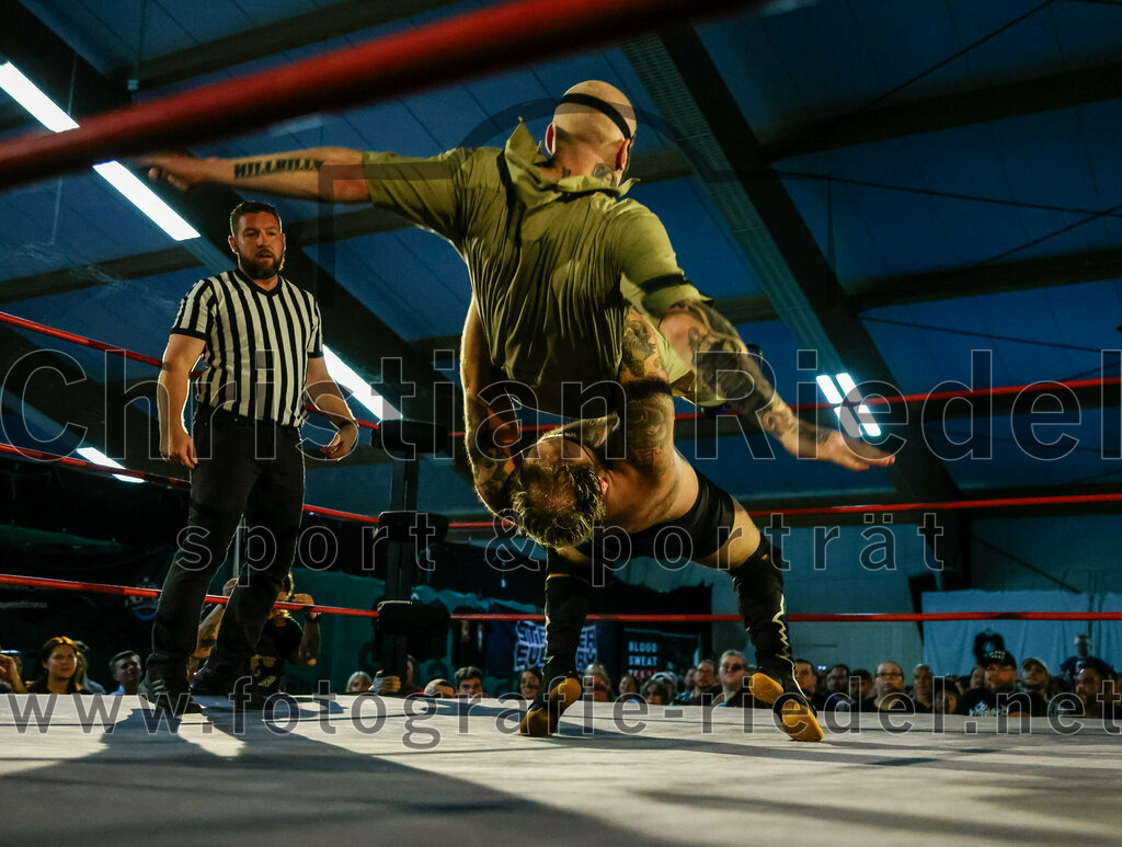 2023-08-12_101_EWS_Wrestling_ERDING | Erding, Deutschland, 12.08.2023:
Wrestling, Saison 2023, EWS Wrestling ERDING

Foto: Christian Riedel / fotografie-riedel.net