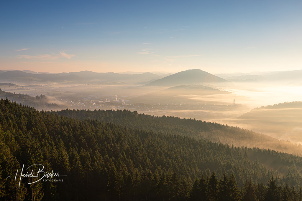 Morgenstimmung im Schmallenberger Sauerland | Morgenstimmung im Schmallenberger Sauerland - Realisiert mit Pictrs.com