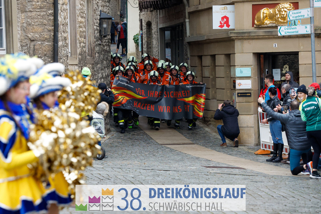 5km Roewisch Wohnbau Cup | 3 Koenigslauf 2024 5km Roewisch Wohnbau Cup - Realisiert mit Pictrs.com