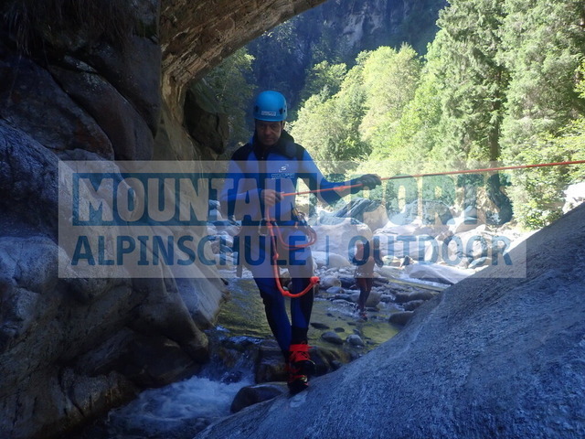 P9220009 | Bestelle die Bilder deines Berg- oder Wasser-Abenteuers mit Mountain Sports bequem von zu Hause aus direkt über unseren Online Fotoshop von pictrs.com. - Realisiert mit Pictrs.com