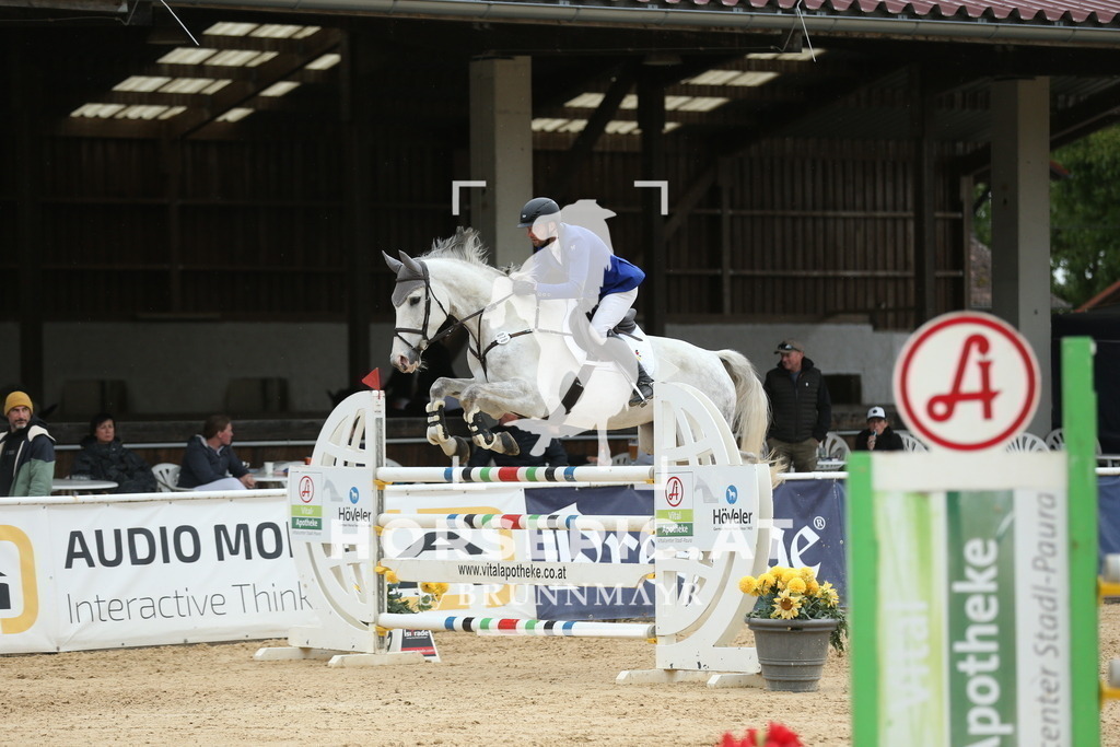 DL2Q3299 | Willkommen bei Brunnmayr - Design & Fotografie – Ihrem Spezialisten für Reitturniere und Pferdeveranstaltungen in Oberösterreich, Salzburg und Bayern! Seit über 17 Jahren sind wir leidenschaftlich dabei.