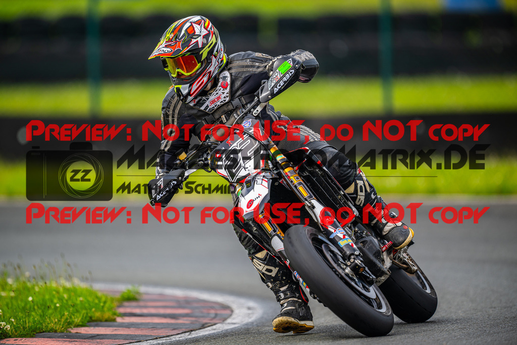 MaZZes_FotoMatrix_240621_6007705_2122 | GRUEN