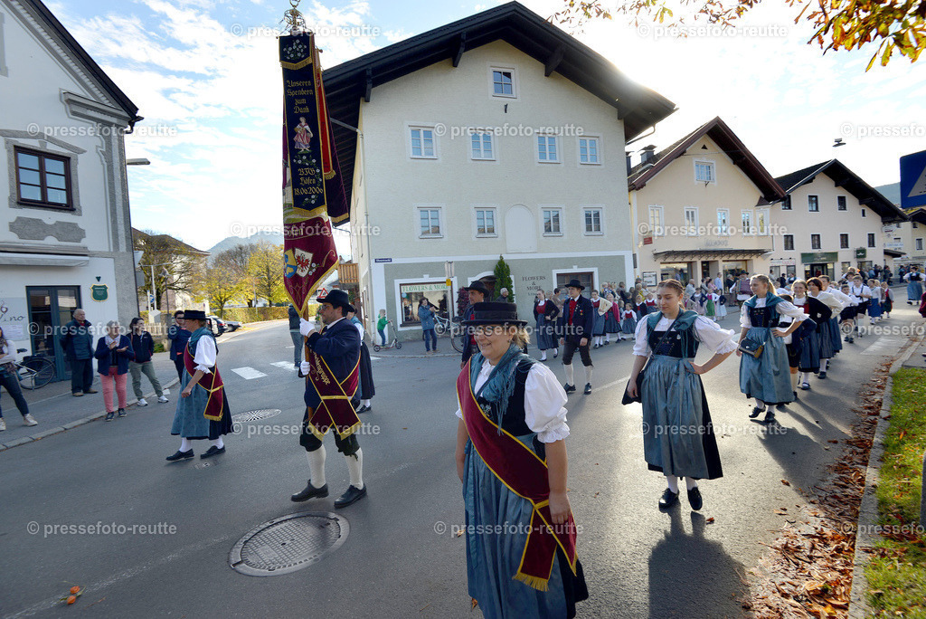 news-2022-Okt16-LJ_Erntedank_-TRACHTEN-HOEFENWTV_4816 | Info aus dem Bezirk Reutte/Ausserfern Tirol sowie eine umfangreiche Bilddatenbank über die gesamte Region: Lechtal, Talkessel Reutte, Tannheimertal, Zwischentoren. Lech, Plansee, Zugspitze, Grenztunnel, B179, Fernpassstraße, Verkehr, Lawinen, Tradition, - Realisiert mit Pictrs.com