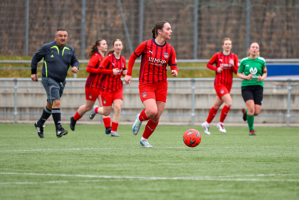 20260315-FCH-Steinheim_086 | 1.FC Heidenheim 1846 II vs. TV Steinheim, Fußball, Frauen, Bezirksliga, 2025/2026, 12. Spieltag, 15.03.2026 in Heidenheim, Kunstrasen b. Voith-Arena West(Foto: Michael Bulling) - Realisiert mit Pictrs.com