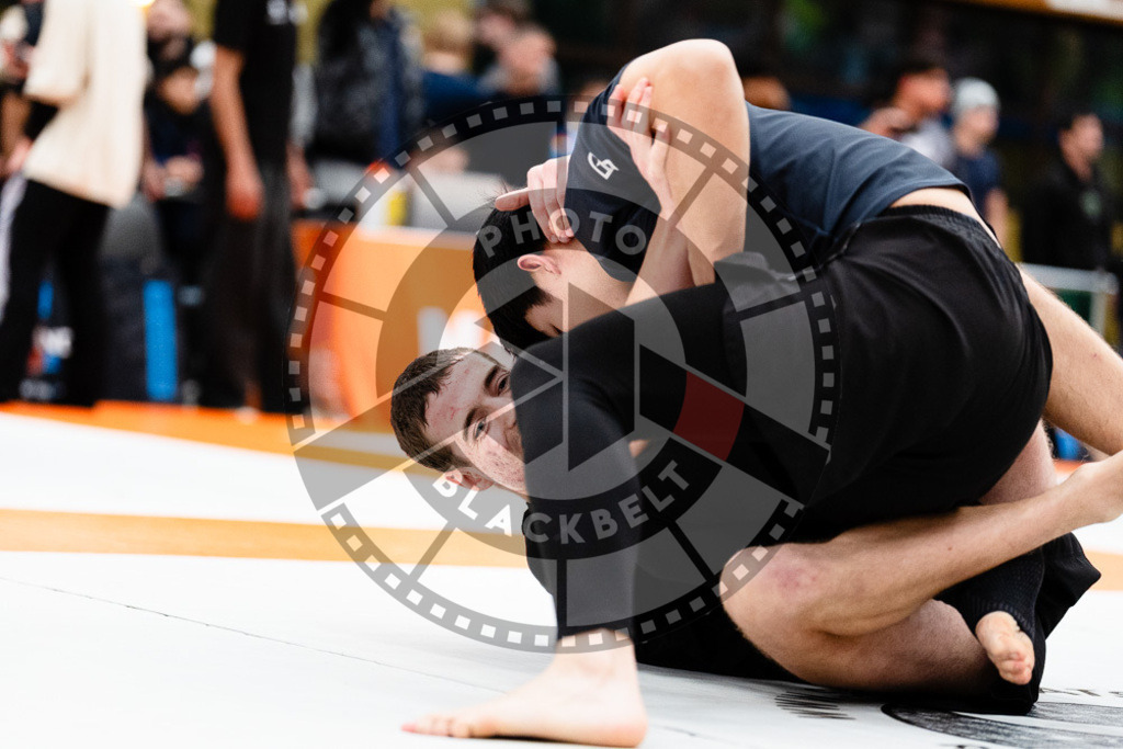 20251122PBB15033 | Athletes compete during the Grappling Industries Berlin Jiu-Jitsu and Grappling Championship, on November 22, 2025 in Berlin, Germany. © photoblackbelt