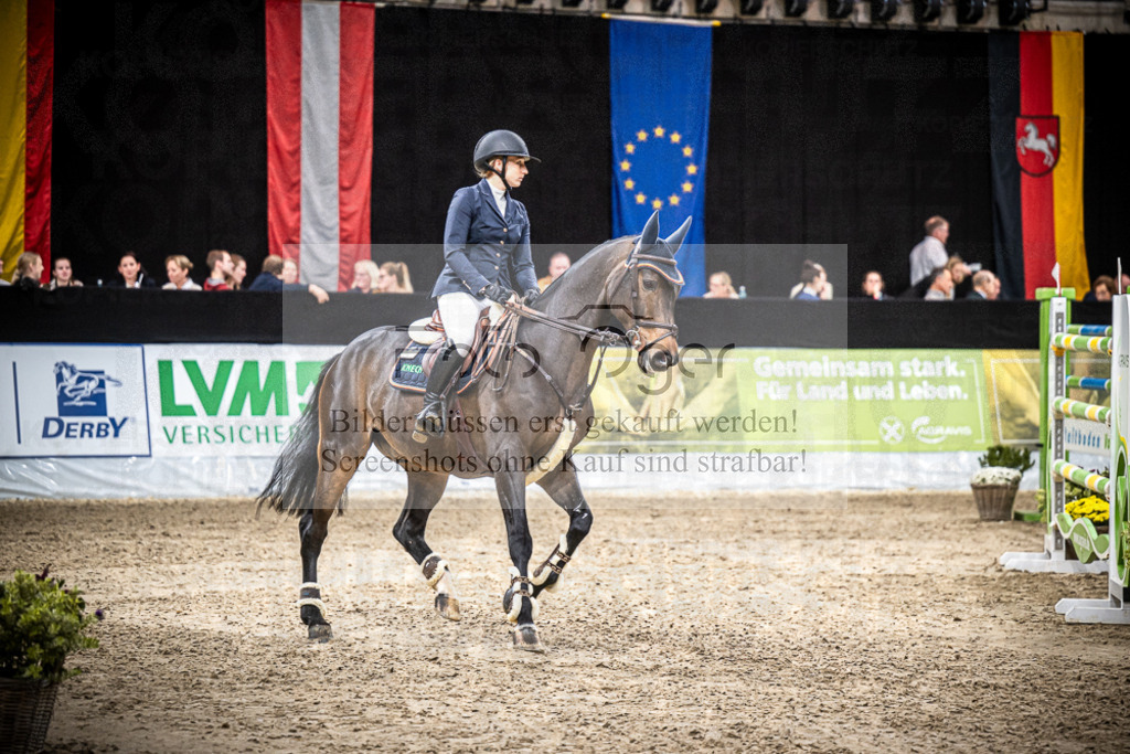 DOS_2139 | Entdecke hochwertige Reitturnierfotos von Foto Oger. Professionell, emotional und authentisch – jetzt Lieblingsmomente im Shop bestellen.Deutschlandweite Turnierfotografie. - Realisiert mit Pictrs.com