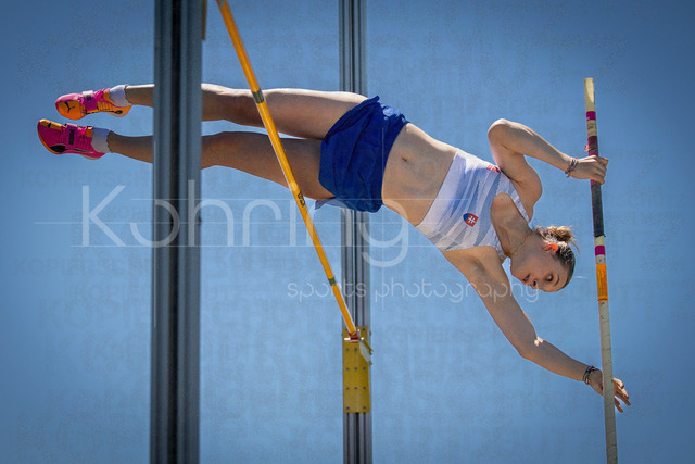 Juniorengala 2026; Mannheim, 13.06.2026 | MANNHEIM, GERMANY - JUNE 13, 2026 : Liana Bolosova (SVK/Slovakia) competing in the women’s U20 pole vault during the Juniorengala 2026 at Michael-Hoffmann-Stadion on June 13, 2026 in Mannheim, Germany.