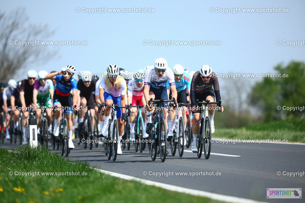 392_TRA55590 | Neusiedlersee Radmarathon 2026@sportshot_your_pictrs #yourpictures#roadtowm2029 #nrm #neusiedlerseeradmarathon #neusiedlersee #neusiedlerseetourismus #burgenland #mörbisch #nrm26 #burgenlandtourismus #voglundco #poweredbyburgenlandtourismus #radsport #rad #marathon #ucigranfondo #visitburgenland #ucigranfondoworldseries