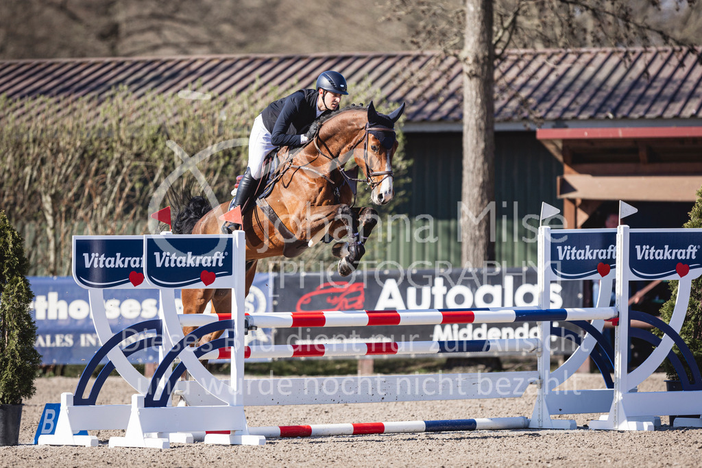 250408_Mühlen_SprPf-A2-256 | Deine schönsten Turniermomente als professionelle Fotos! Entdecke hochwertige Pferdesport-Fotografie im Online-Shop. Jetzt Fotos finden & bestellen!