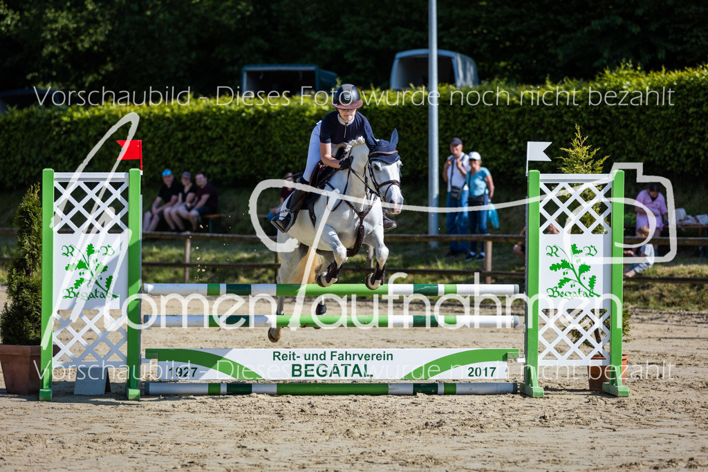 Donop24-ASpr-023 | MomenTaufnahmen Pferdesportfotos