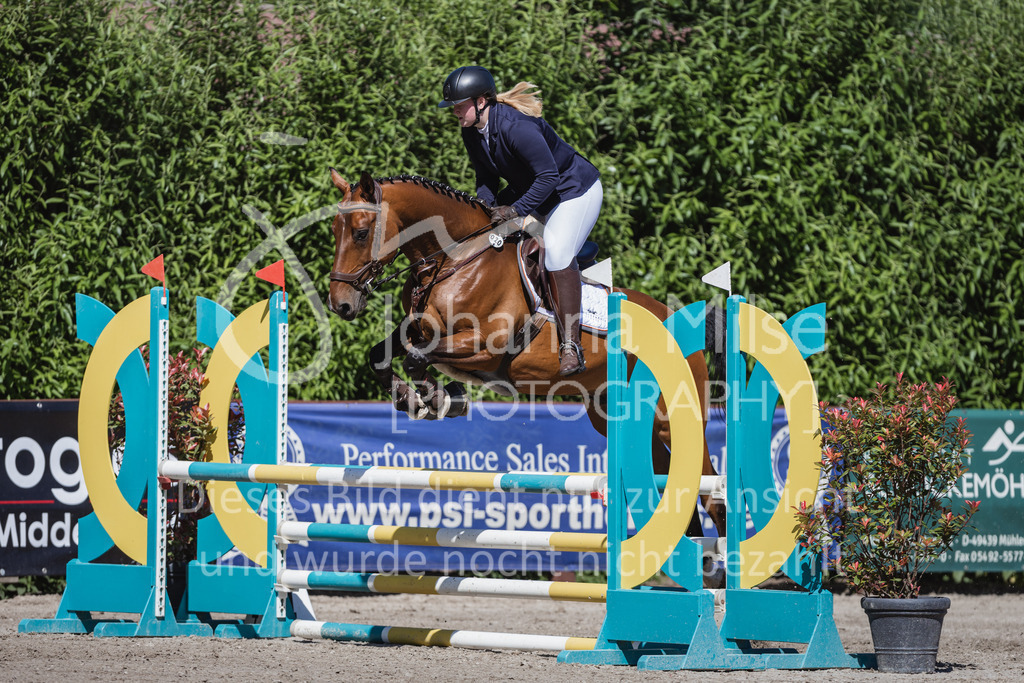 230610_Mühlen_A-Spr1-636 | Deine schönsten Turniermomente als professionelle Fotos! Entdecke hochwertige Pferdesport-Fotografie im Online-Shop. Jetzt Fotos finden & bestellen!