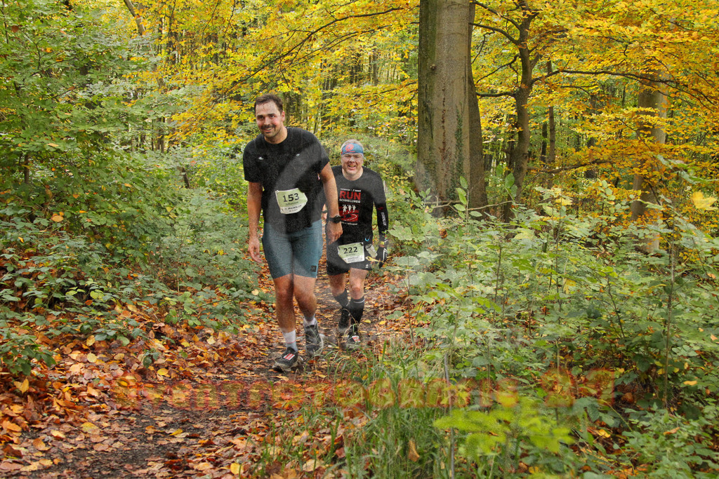 251026_1246_EV4_5808 | Sportfotografie im Rhein-Sieg Kreis, Köln, Bonn, NRW, Rheinland Pfalz, Hessen, etc. Unser Tätigkeitsfeld umfasst den Laufsport vom Volkslauf über den Marathon, Duathlon, Triathon bis zum Ultralauf wie Kölnpfad Ultra oder Schindertrail.