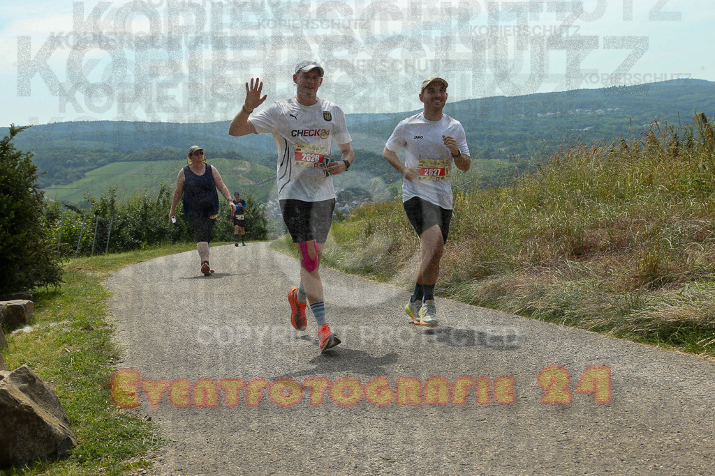 250614_1236_EX1_7513 | Sportfotografie im Rhein-Sieg Kreis, Köln, Bonn, NRW, Rheinland Pfalz, Hessen, etc. Unser Tätigkeitsfeld umfasst den Laufsport vom Volkslauf über den Marathon, Duathlon, Triathon bis zum Ultralauf wie Kölnpfad Ultra oder Schindertrail.