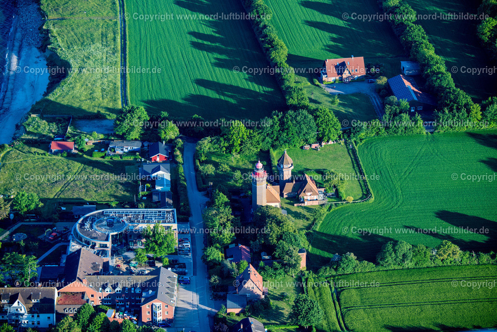 Dahme_Leuchtturm_Dahmeshöved_ELS_0539030622 | DAHMESHöVED 03.06.2022 Leuchtturm als historisches Seefahrtszeichen " Leuchtturm Dahmeshöved " in Dahmeshöved im Bundesland Schleswig-Holstein, Deutschland. // Lighthouse as a historic seafaring character " Leuchtturm Dahmeshoeved " in Dahmeshoeved in the state Schleswig-Holstein, Germany. Foto: Martin Elsen