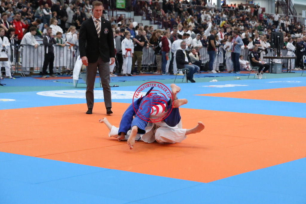 1J7A3322 | Fotos vom Adler Cup - Pictures from Adler Cup

Hier findet Ihr alle Eindrücke und großen Momente der Adler Cup Wochenenden. Here you will find all impressions and great moments of the Adler Cup weekends. - Realisiert mit Pictrs.com