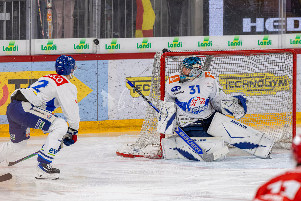 EHCB vs GCK 20260104-6135 | Sportbilder, Sportfotograf, Hochzeits- und Eventfotografin, Flugshows, Portraits und Tiershooting, Aviation, Downhill, Nationalleague, Swissleague, International