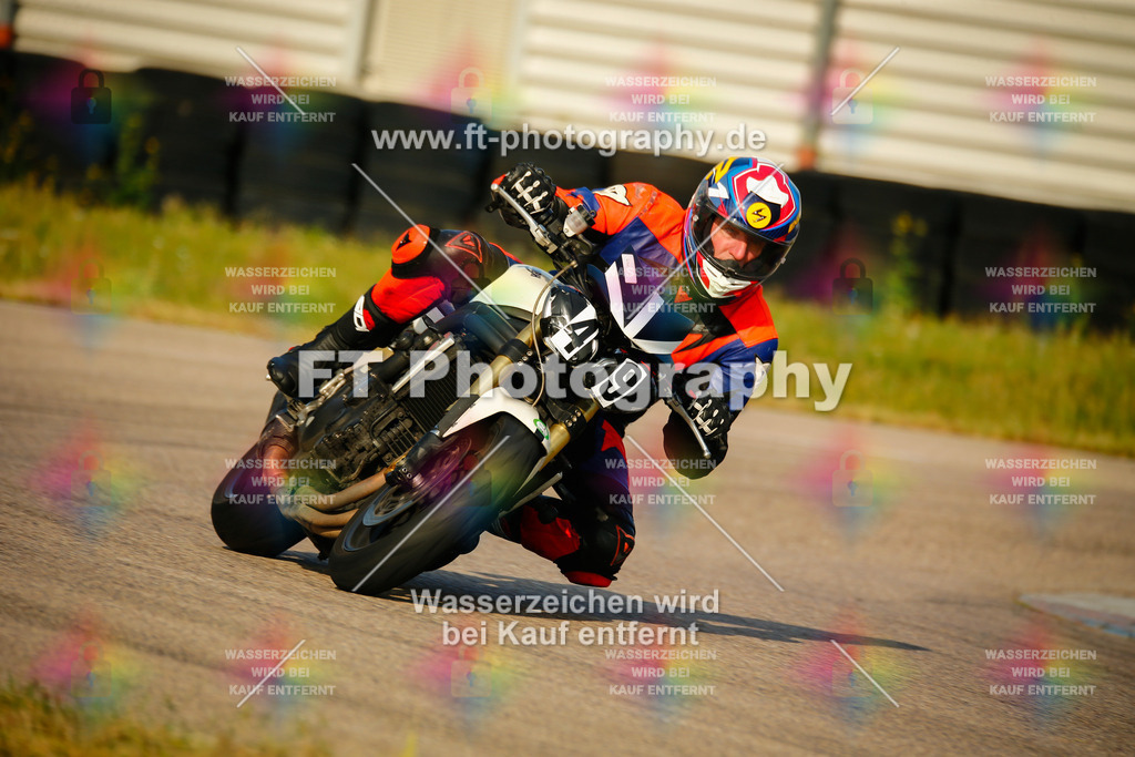 _MOT5352 | Hier findet Ihr Bilder von Touristenfahrten auf der Nürburgring Nordschleife oder von anderen Veranstaltungen die ich besucht habe. Viel Spass beim Durch Schauen 