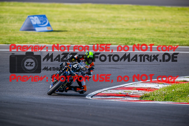 MaZZes_FotoMatrix_220508_98339 | Fotograf Mathias Schmid
Sportfotograf,
Eventfotograf,
Hochzeitsfotograf,
Portraitfotograf