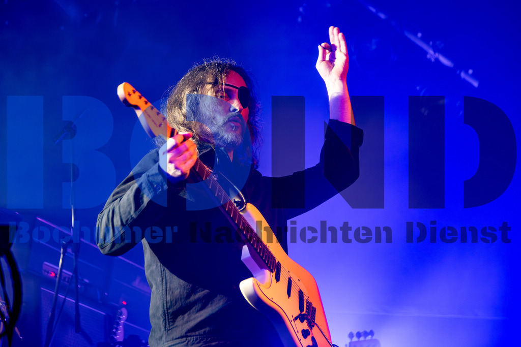 SES_NURPUR20250102-38 | bond - Realisiert mit Pictrs.com