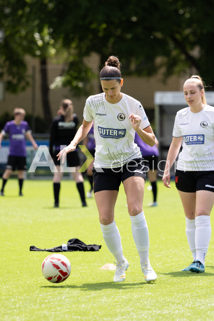 Fußball I Frauen I Saison 2025-2026 I Frauen 3. Liga | FVRZ Gruppe 2 | 18. Spieltag I Spielvereinigung Schaffhausen Damen 1 - Team Furttal Zürich I 17.05.2026 | Hochwertige Sportfotos kaufen & lizenzieren für Medien, Vereine, Agenturen & Sportler:innen. Entdecke professionelle Sportfotografie im Bildshop von Alexander Franzen. - Realisiert mit Pictrs.com