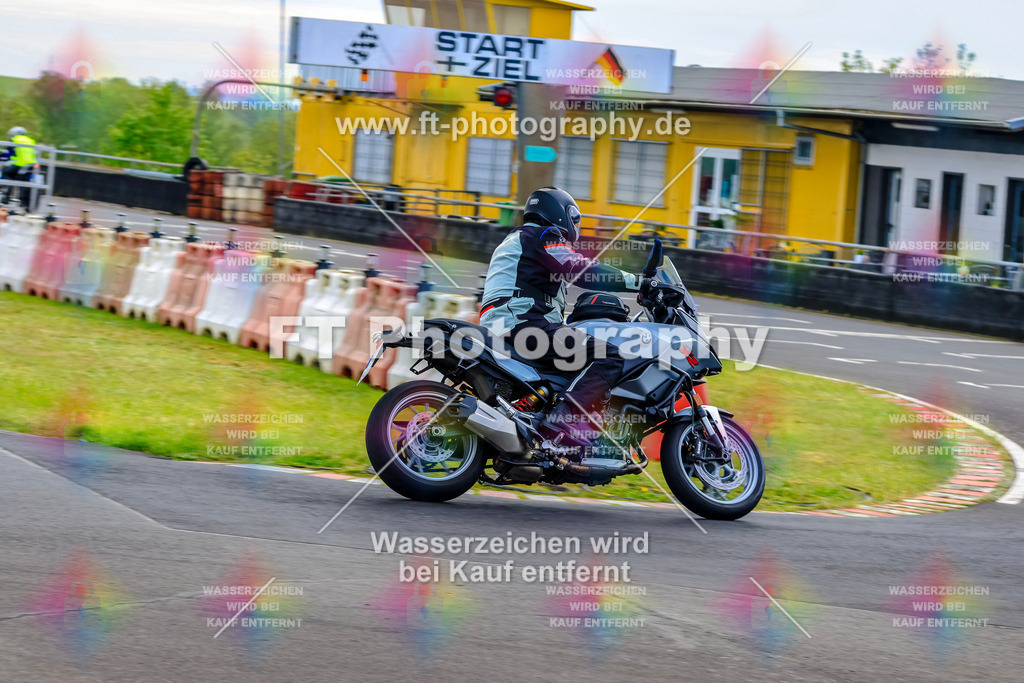_OTO3199 | Hier findet Ihr Bilder von Touristenfahrten auf der Nürburgring Nordschleife oder von anderen Veranstaltungen die ich besucht habe. Viel Spass beim Durch Schauen 