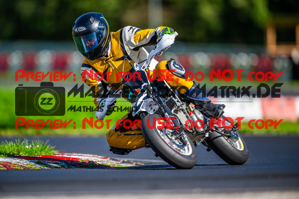 MaZZes_FotoMatrix_230920_0913 | Fotograf Mathias Schmid
Sportfotograf,
Eventfotograf,
Hochzeitsfotograf,
Portraitfotograf