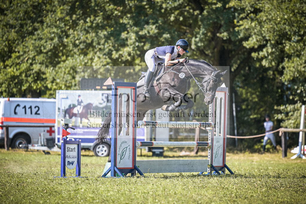 DOS_0193 | Entdecke hochwertige Reitturnierfotos von Foto Oger. Professionell, emotional und authentisch – jetzt Lieblingsmomente im Shop bestellen.Deutschlandweite Turnierfotografie. - Realisiert mit Pictrs.com