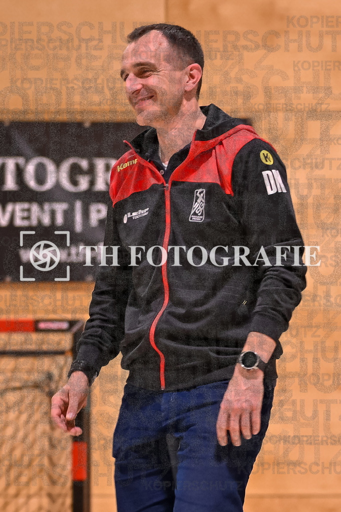 GER, SG Maulburg/Steinen - SG Walkirch/Denzlingen, Handball, Landesliga, 25. Spieltag, Saison 2023/2024, 27.04.2024 | Dirk Nasdala (Sportlehr Todtnau)

GER, SG Maulburg/Steinen - SG Walkirch/Denzlingen, Handball, Landesliga, 25. Spieltag, Saison 2023/2024, 27.04.2024

Foto: TH Fotografie/Thomas Hess
