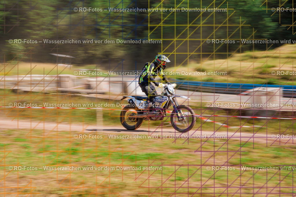 4 Lauf Schlüchtern IGE 2026-1505 | Sportfotografie von RO-Fotos: Motorsport, Motocross, Enduro, Laufveranstaltungen und Triathlon. Professionelle Fotos von Sportlern und Events. - Realisiert mit Pictrs.com