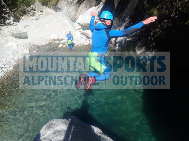 P9220014 | Bestelle die Bilder deines Berg- oder Wasser-Abenteuers mit Mountain Sports bequem von zu Hause aus direkt über unseren Online Fotoshop von pictrs.com. - Realisiert mit Pictrs.com