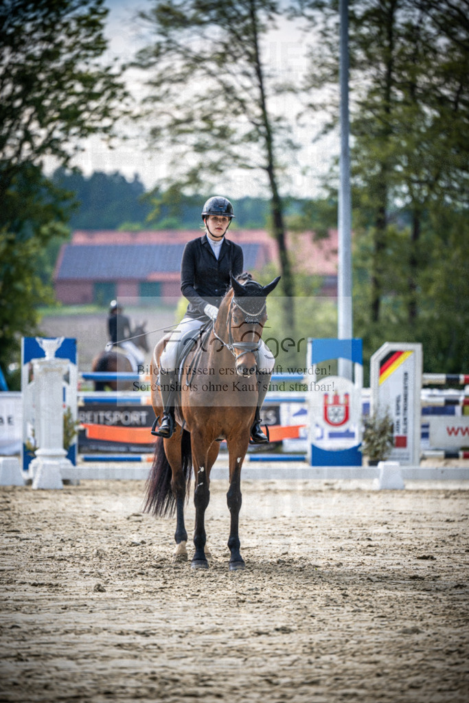 DOS_1270 | Reitturnier Venne - Realisiert mit Pictrs.com