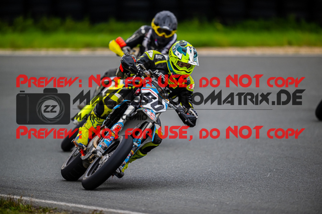 MaZZes_FotoMatrix_220903_5540 | S4